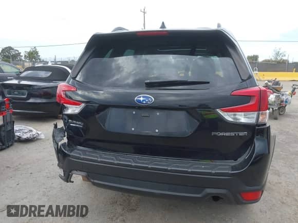 2021 Subaru Forester Premium z VIN JF2SKAJC8MH537080, wystawiony jako IAAI lot #43263628 z przebiegiem 40 108 mil mil oraz . Historia ofert i sprzedaży dostępna na DreamBid. Obrazek 16.