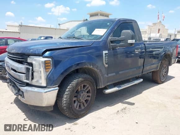 2019 Ford F-250 XL with VIN 1FTBF2A65KED60862, listed as a IAAI auction lot 42913739 with 183,711 mi miles and . Bid and sale history available at DreamBid. Image 2.