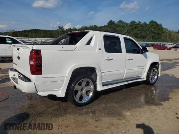 2008 Chevrolet Avalanche 1LT с VIN 3GNEC12J78G281396, выставлен на аукционе Copart как лот 67716554 с пробегом 71 635 миль миль и На запчасти • Non repairable. История ставок и продаж доступна на DreamBid. Изображение 3.