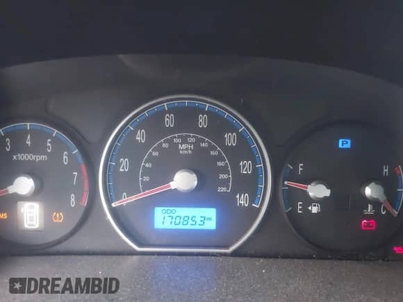 2007 Hyundai Santa Fe GLS с VIN 5NMSG73DX7H107417, выставлен на аукционе IAAI как лот 43242591 с пробегом 170 853 миль миль и . История ставок и продаж доступна на DreamBid. Изображение 7.