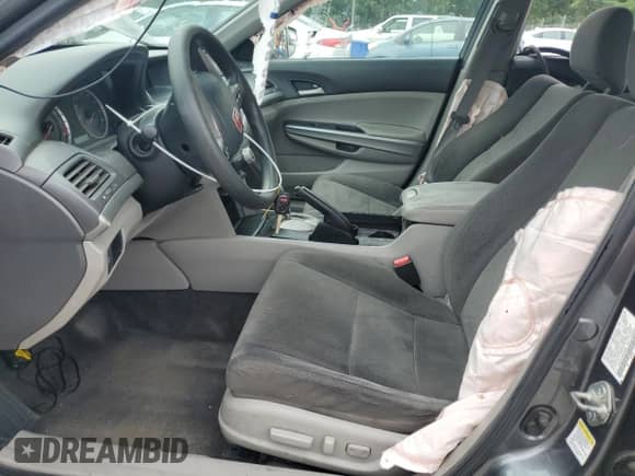 2010 Honda Accord EX с VIN 1HGCP2F74AA034996, выставлен на аукционе Copart как лот 67262865 с пробегом 215 704 миль миль и Списание • Salvage title. История ставок и продаж доступна на DreamBid. Изображение 7.