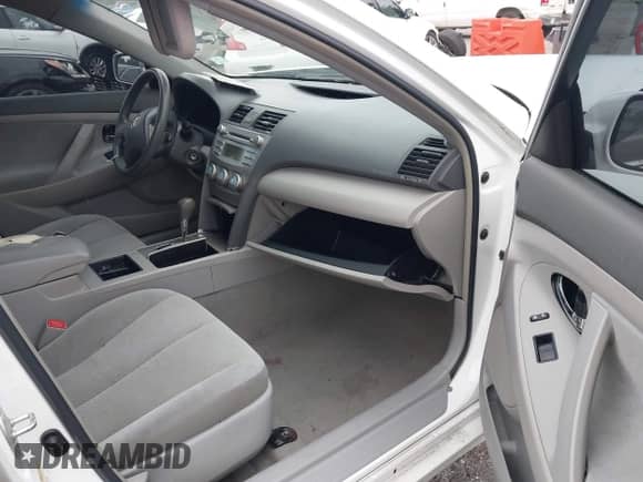 2008 Toyota Camry LE with VIN 4T1BE46K18U778320, listed as a IAAI auction lot 43058435 with 204,162 mi miles and . Bid and sale history available at DreamBid. Image 5.