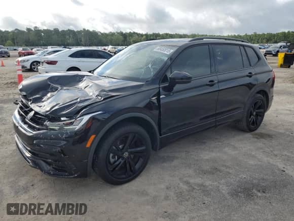 2024 Volkswagen Tiguan SE R-Line Black с VIN 3VVCB7AX8RM104808, выставлен на аукционе Copart как лот 68450815 с пробегом 20 525 миль миль и Списание • Salvage title. История ставок и продаж доступна на DreamBid. Изображение 1.