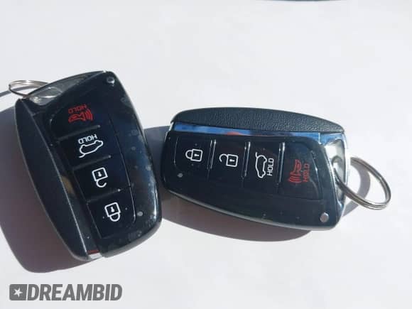 2017 Hyundai Santa Fe Ultimate с VIN 5XYZW4LA9HG493684, выставлен на аукционе IAAI как лот 43042305 с пробегом 116 767 миль миль и . История ставок и продаж доступна на DreamBid. Изображение 11.