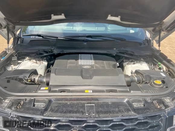 2018 Land Rover Range Rover Sport HSE Dynamic with VIN SALWV2SV3JA698608, listed as a Copart auction lot 61170055 with 44,784 mi miles and Clean title. Bid and sale history available at DreamBid. Image 7.