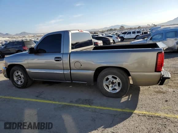 2003 GMC Sierra 1500 Work Truck with VIN 1GTEC14V83Z345611, listed as a Copart auction lot 43030215 with 152,957 mi miles and Salvage title. Bid and sale history available at DreamBid. Image 2.