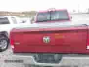 2015 Ram 1500 SLT z VIN 1C6RR6GG8FS674677, wystawiony jako IAAI lot #43548789 z przebiegiem 206 330 mil mil oraz . Historia ofert i sprzedaży dostępna na DreamBid. Obrazek 16.