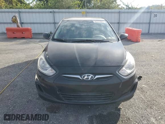 2012 Hyundai Accent GS z VIN KMHCT5AE0CU018597, wystawiony jako Copart lot #85265065 z przebiegiem 169 848 mil mil oraz Szkoda całkowita • Salvage title. Historia ofert i sprzedaży dostępna na DreamBid. Obrazek 5.