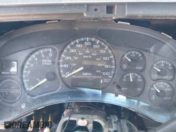 2000 GMC Sierra 1500 SL с VIN 1GTEC14W8YZ228031, выставлен на аукционе IAAI как лот 42003157 с пробегом 232 256 миль миль и . История ставок и продаж доступна на DreamBid. Изображение 7.