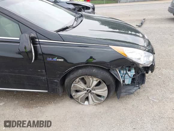 2013 Hyundai Sonata с VIN KMHEC4A48DA096252, выставлен на аукционе IAAI как лот 42485427 с пробегом 70 101 миль миль и . История ставок и продаж доступна на DreamBid. Изображение 19.