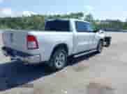 2020 Ram 1500 Lone Star z VIN 1C6RREFT5LN337869, wystawiony jako IAAI lot #42461522 z przebiegiem 148 064 mil mil oraz . Historia ofert i sprzedaży dostępna na DreamBid. Obrazek 4.