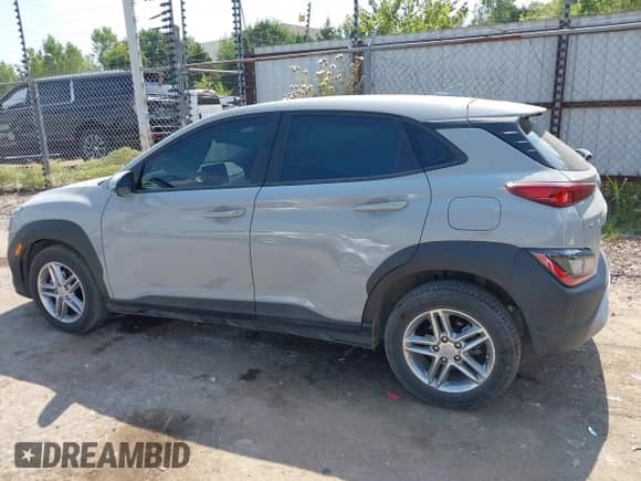 2023 Hyundai Kona SE с VIN KM8K22AB9PU040106, выставлен на аукционе IAAI как лот 43217946 с пробегом 71 157 миль миль и . История ставок и продаж доступна на DreamBid. Изображение 13.