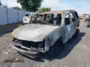 2007 Chevrolet Tahoe LS z VIN 1GNFC13J57J107780, wystawiony jako IAAI lot #43039490 z przebiegiem Nie podano mil oraz . Historia ofert i sprzedaży dostępna na DreamBid. Obrazek 2.