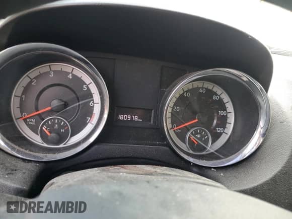 2011 Dodge Grand Caravan Mainstreet with VIN 2D4RN3DG1BR640456, listed as a Copart auction lot 69278375 with 180,978 mi miles and Clean title. Bid and sale history available at DreamBid. Image 9.