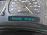 2003 GMC Sierra 1500 SLE с VIN 2GTEC19T631218369, выставлен на аукционе IAAI как лот 41456586 с пробегом 175 900 миль миль и . История ставок и продаж доступна на DreamBid. Изображение 15.