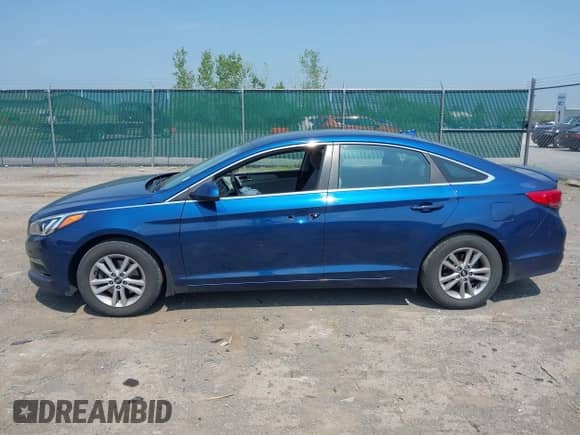 2015 Hyundai Sonata SE with VIN 5NPE24AF3FH083512, listed as a IAAI auction lot 42997570 with 88,105 mi miles and . Bid and sale history available at DreamBid. Image 14.