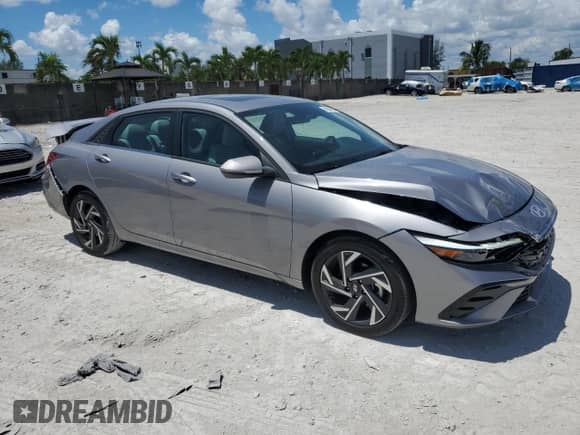 2025 Hyundai Elantra Limited z VIN KMHLP4DG6SU001829, wystawiony jako Copart lot #68834865 z przebiegiem 2 346 mil mil oraz Szkoda całkowita • Salvage title. Historia ofert i sprzedaży dostępna na DreamBid. Obrazek 4.