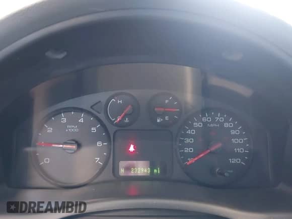 2007 Ford Freestyle SEL с VIN 1FMZK02187GA06035, выставлен на аукционе IAAI как лот 42826918 с пробегом 232 943 миль миль и . История ставок и продаж доступна на DreamBid. Изображение 7.