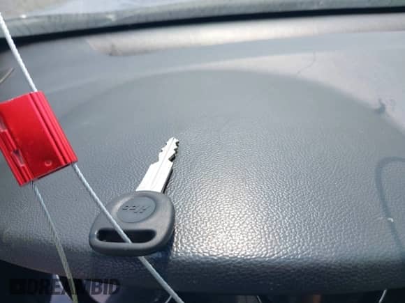 2008 Saturn VUE XE с VIN 3GSCL33PX8S591039, выставлен на аукционе IAAI как лот 42508934 с пробегом 214 731 миль миль и . История ставок и продаж доступна на DreamBid. Изображение 11.