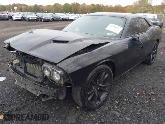 2016 Dodge Challenger SXT Plus z VIN 2C3CDZAG6GH120624, wystawiony jako IAAI lot #43501177 z przebiegiem 124 424 mil mil oraz . Historia ofert i sprzedaży dostępna na DreamBid. Obrazek 2.