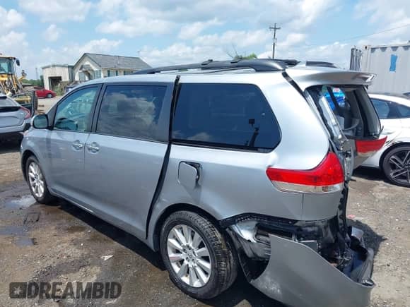 2014 Toyota Sienna Limited с VIN 5TDDK3DC7ES072304, выставлен на аукционе IAAI как лот 42694195 с пробегом 154 188 миль миль и . История ставок и продаж доступна на DreamBid. Изображение 3.