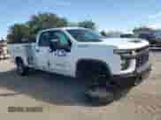 2021 Chevrolet Silverado 2500HD Work Truck with VIN 1GC2WLE76MF301969, listed as a Copart auction lot 88481805 with 94,352 mi miles and Salvage title. Bid and sale history available at DreamBid. Image 4.