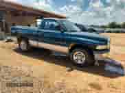 1998 Dodge 1500 with VIN 1B7HC16Z8WS513810, listed as a Copart auction lot 71231245 with 147,242 mi miles and Salvage title. Bid and sale history available at DreamBid. Image 4.