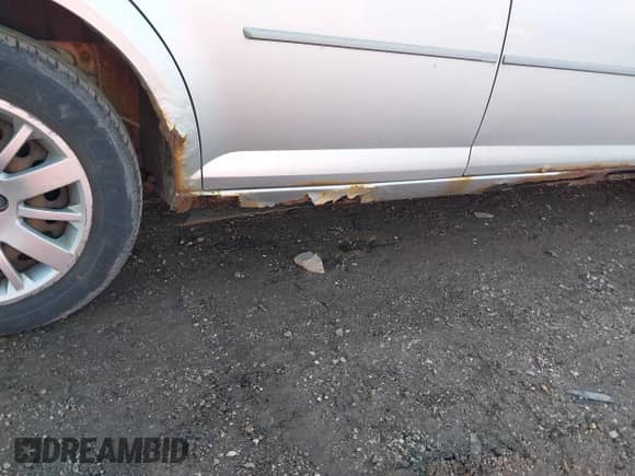 2009 Chevrolet Cobalt LS с VIN 1G1AS58H797196327, выставлен на аукционе IAAI как лот 41209613 с пробегом 162 817 миль миль и . История ставок и продаж доступна на DreamBid. Изображение 6.