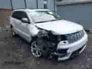 2020 Jeep Grand Cherokee Summit с VIN 1C4RJFJT7LC438906, выставлен на аукционе IAAI как лот 42426147 с пробегом 34 426 миль миль и . История ставок и продаж доступна на DreamBid. Изображение 1.