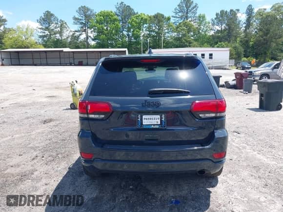 2018 Jeep Grand Cherokee Laredo E z VIN 1C4RJEAG7JC183748, wystawiony jako IAAI lot #42192748 z przebiegiem 186 626 mil mil oraz . Historia ofert i sprzedaży dostępna na DreamBid. Obrazek 16.