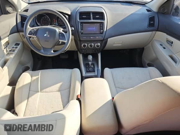 2021 Mitsubishi Outlander ES z VIN JA4APUAU1MU001160, wystawiony jako Copart lot #81616325 z przebiegiem 96 015 mil mil oraz Szkoda całkowita • Salvage title. Historia ofert i sprzedaży dostępna na DreamBid. Obrazek 8.