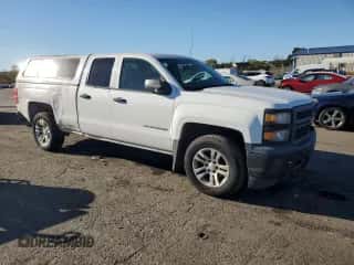 2015 Chevrolet Silverado 1500 LS z VIN 1GCVKPEH0FZ205037, wystawiony jako Copart lot #85388455 z przebiegiem 283 441 mil mil oraz Czysty tytuł • Clean title. Historia ofert i sprzedaży dostępna na DreamBid. Obrazek 4.