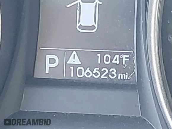 2014 Hyundai Santa Fe with VIN 5XYZU3LB3EG208031, listed as a IAAI auction lot 42865845 with 106,523 mi miles and . Bid and sale history available at DreamBid. Image 15.