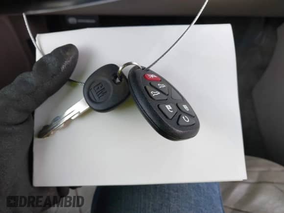 2000 Chevrolet Tahoe LS with VIN 1GNEK13T0YJ164874, listed as a IAAI auction lot 41893502 with 270,791 mi miles and . Bid and sale history available at DreamBid. Image 11.