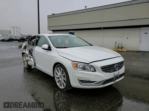2018 Volvo S60 Inscription с VIN LYV402HK0JB171760, выставлен на аукционе Copart как лот 45929395 с пробегом Не указан миль и Списание • Salvage title. История ставок и продаж доступна на DreamBid. Изображение 11.