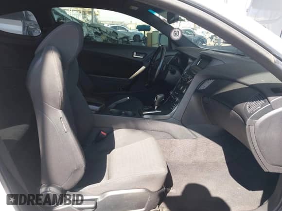 2014 Hyundai Genesis Coupe 2.0T с VIN KMHHT6KD7EU114120, выставлен на аукционе IAAI как лот 43400811 с пробегом 129 627 миль миль и . История ставок и продаж доступна на DreamBid. Изображение 5.