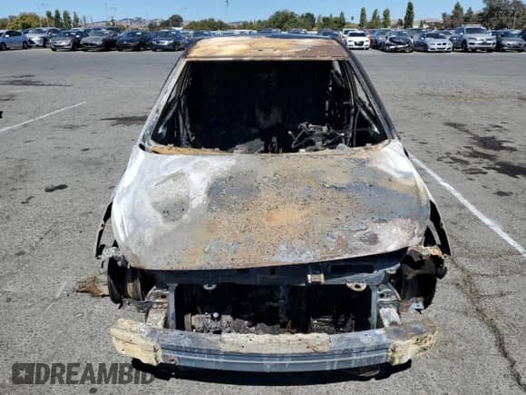 2014 Hyundai Accent GLS с VIN KMHCT4AE9EU607726, выставлен на аукционе Copart как лот 69487855 с пробегом Не указан миль и На запчасти • Non repairable. История ставок и продаж доступна на DreamBid. Изображение 5.