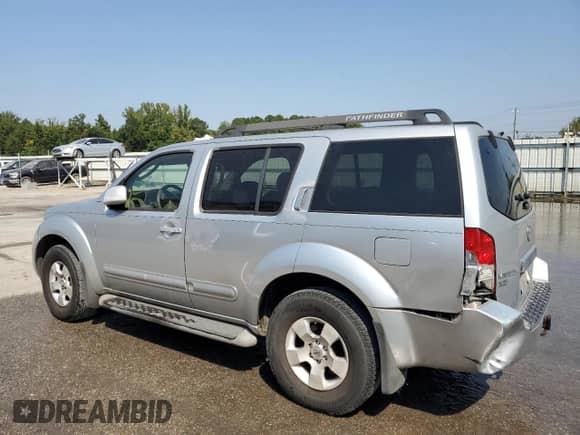 2006 Nissan Pathfinder SE с VIN 5N1AR18U06C640459, выставлен на аукционе Copart как лот 71870165 с пробегом 151 489 миль миль и Списание • Salvage title. История ставок и продаж доступна на DreamBid. Изображение 2.
