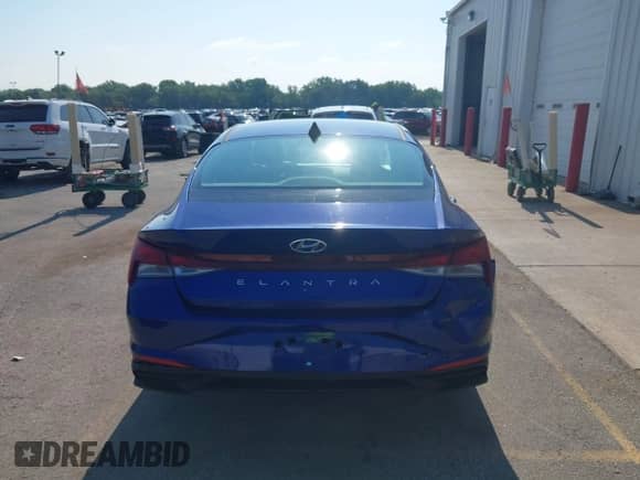 2023 Hyundai Elantra SE with VIN KMHLL4AG8PU577543, listed as a IAAI auction lot 42658645 with 27,037 mi miles and . Bid and sale history available at DreamBid. Image 16.