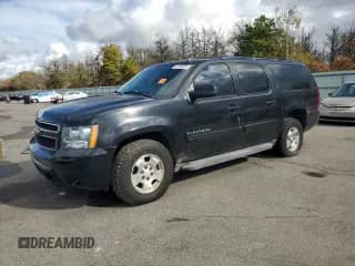 2014 Chevrolet Suburban LT с VIN 1GNSKJE77ER110021, выставлен на аукционе Copart как лот 82600855 с пробегом 220 769 миль миль и Чистый • Clean title. История ставок и продаж доступна на DreamBid. Изображение 1.