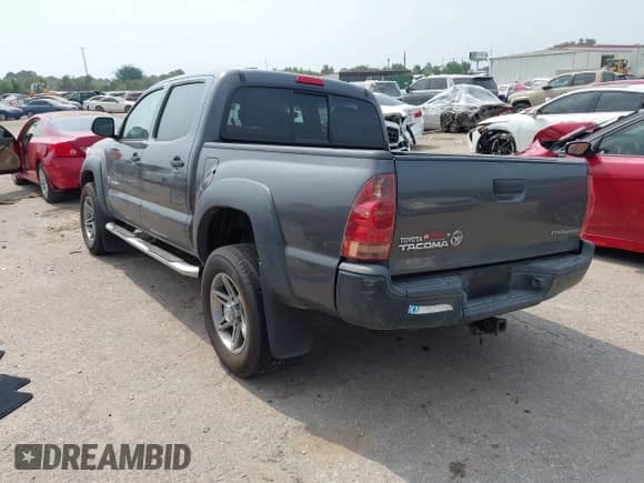 2014 Toyota Tacoma PreRunner z VIN 5TFJX4GN0EX027383, wystawiony jako IAAI lot #42299753 z przebiegiem 194 136 mil mil oraz . Historia ofert i sprzedaży dostępna na DreamBid. Obrazek 3.