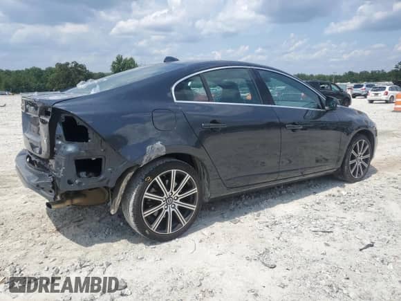 2015 Volvo S60 T6 Drive-E with VIN YV149MFK3F1349819, listed as a Copart auction lot 66590114 with 166,860 mi miles and Salvage title. Bid and sale history available at DreamBid. Image 3.