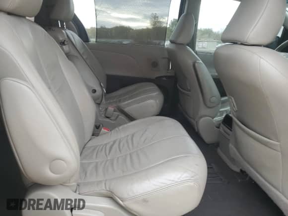 2011 Toyota Sienna XLE AAS with VIN 5TDYK3DC8BS012786, listed as a Copart auction lot 86249645 with 208,949 mi miles and Salvage title. Bid and sale history available at DreamBid. Image 11.