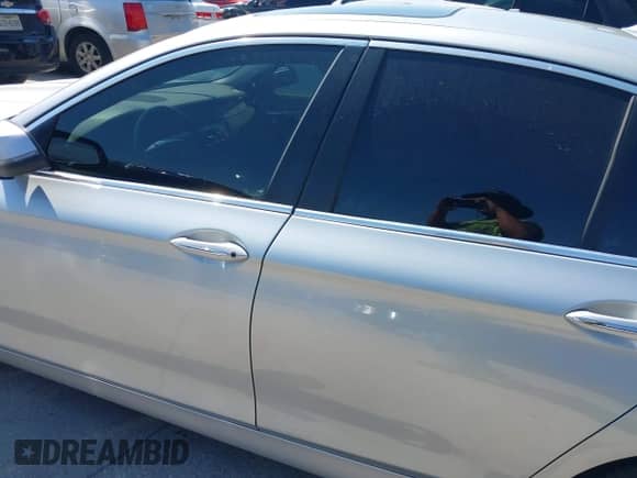 2014 BMW 5 Series 528i с VIN WBA5A5C59ED503403, выставлен на аукционе IAAI как лот 43365352 с пробегом 109 418 миль миль и . История ставок и продаж доступна на DreamBid. Изображение 14.