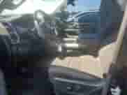 2020 Ram 1500 Lone Star z VIN 1C6RREFT5LN405877, wystawiony jako Copart lot #82046315 z przebiegiem 140 572 mil mil oraz Szkoda całkowita • Salvage title. Historia ofert i sprzedaży dostępna na DreamBid. Obrazek 7.