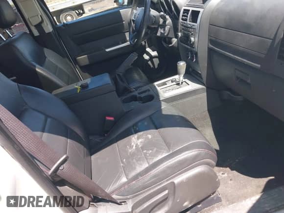 2011 Dodge Nitro Shock с VIN 1D4PU7GX0BW527179, выставлен на аукционе IAAI как лот 42238108 с пробегом 134 743 миль миль и . История ставок и продаж доступна на DreamBid. Изображение 5.