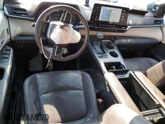 2022 Toyota Sienna Platinum с VIN 5TDERKEC9NS129434, выставлен на аукционе Copart как лот 70479265 с пробегом 72 192 миль миль и Списание • Salvage title. История ставок и продаж доступна на DreamBid. Изображение 8.