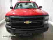 2014 Chevrolet Silverado 1500 Work Truck z VIN 1GCNCPEC3EZ327827, wystawiony jako Copart lot #56360095 z przebiegiem 233 639 mil mil oraz Czysty tytuł • Clean title. Historia ofert i sprzedaży dostępna na DreamBid. Obrazek 5.