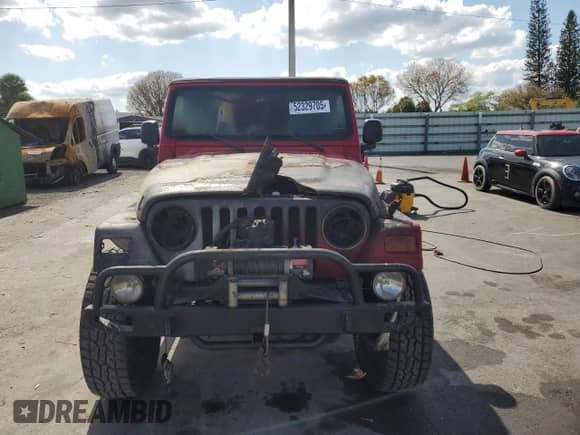 2006 Jeep Wrangler z VIN 1J4FA64S76P731038, wystawiony jako Copart lot #52329705 z przebiegiem Nie podano mil oraz Szkoda całkowita • Salvage title. Historia ofert i sprzedaży dostępna na DreamBid. Obrazek 5.
