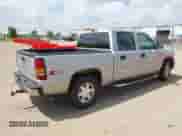 2005 GMC Sierra 1500 SLE with VIN 2GTEK13T051127290, listed as a IAAI auction lot 42260255 with 149,838 mi miles and . Bid and sale history available at DreamBid. Image 4.